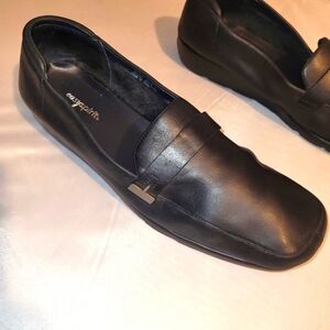 Easyspirit Loafer 1" platform shoes black genuine leather buckle size 10
